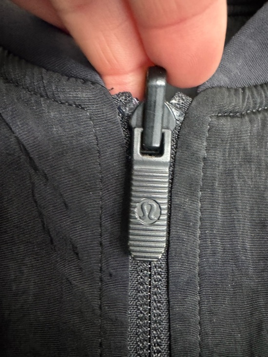 Lululemon Non-Stop Bomber *Reversible
Black (Second Release) SZ 6 W4BDGS - Picture 5 of 12